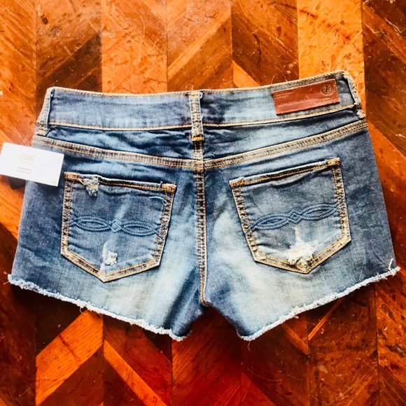 Buffalo David Bitton Patty Dark Destructed shorts - Picture 2 of 2